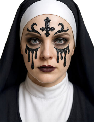 Черни монахиня блясък татуировки