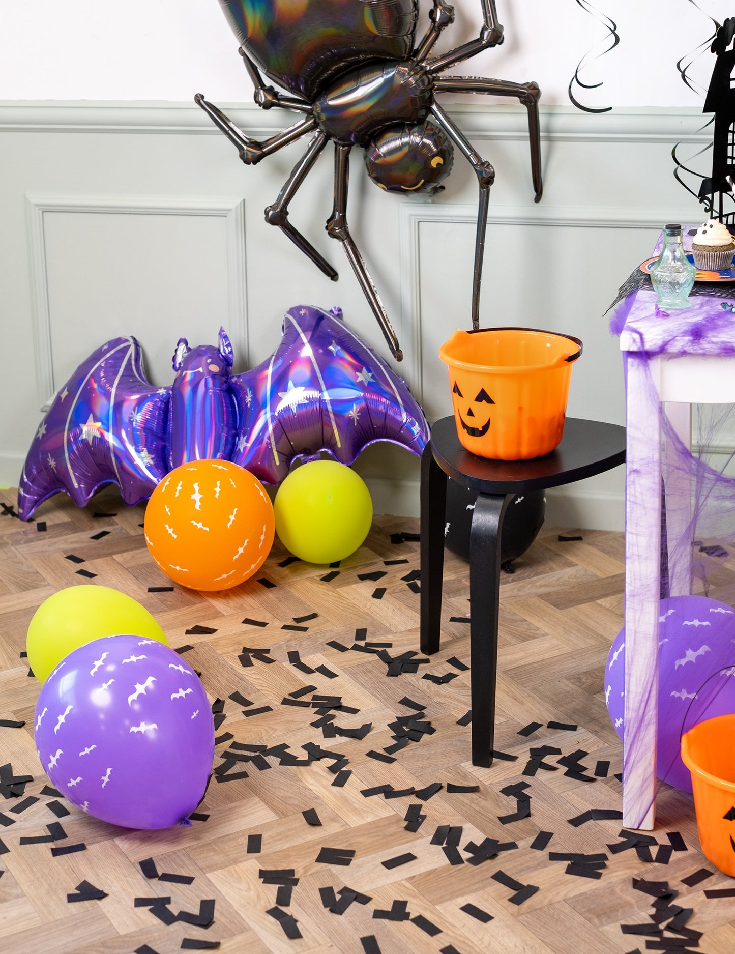 Черен правоъгълник правоъгълник тръби 27 cm